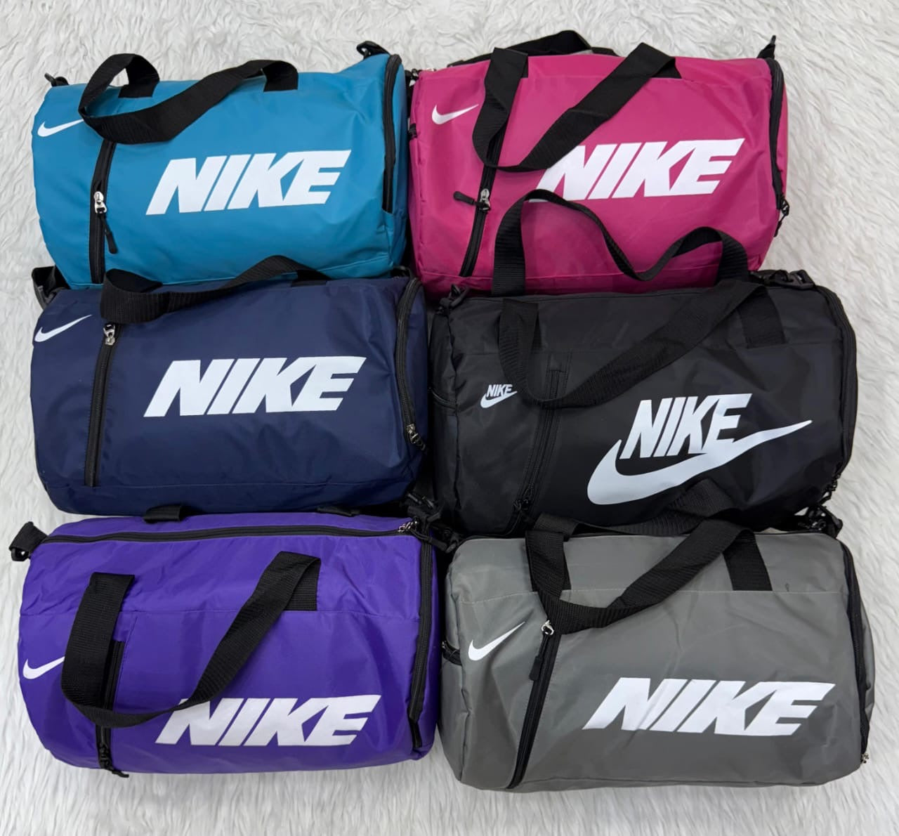 Medium Gym Bag – Perfect for Sportswear & Daily Use