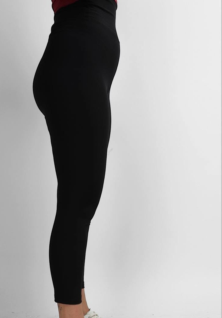 High-Waist Dry-Fit Leggings ✨