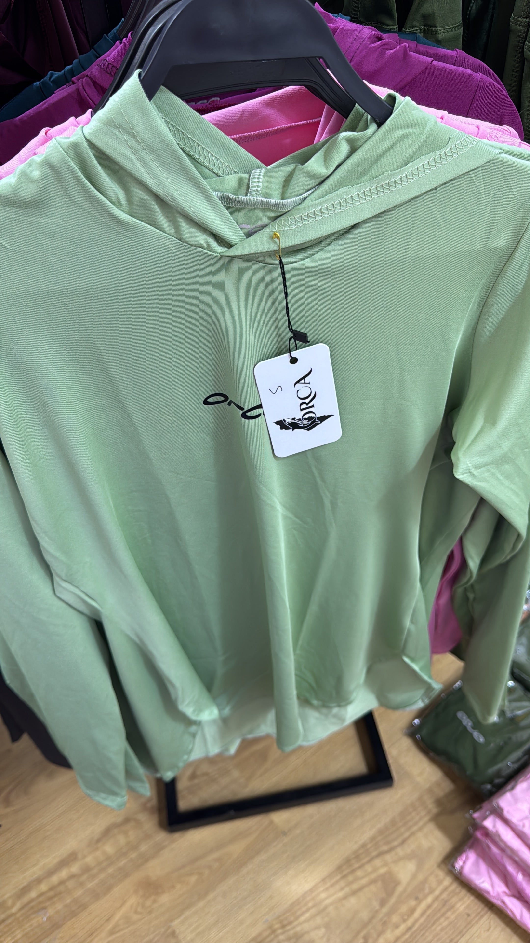 Women’s Dri-Fit Hooded Training Shirt with Thumb Holes