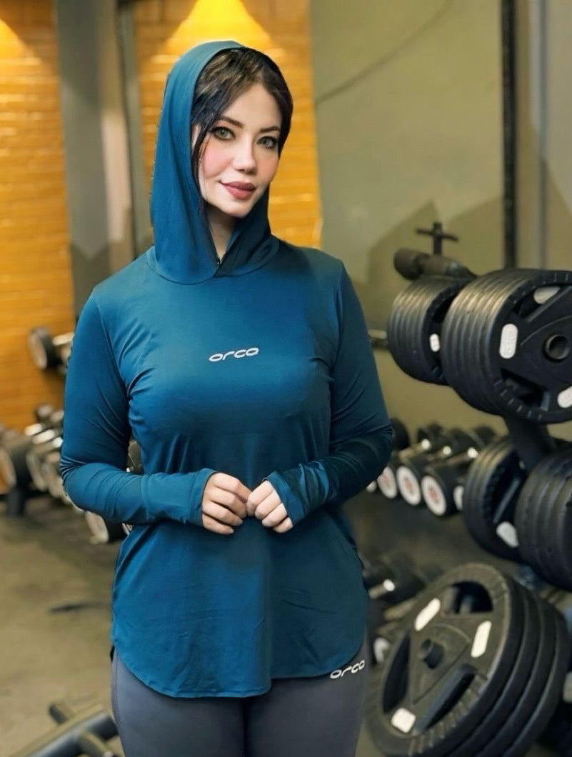 تيشرت تمرين كابيتشو طويل - بفتحة إصبع (Dry Fit)