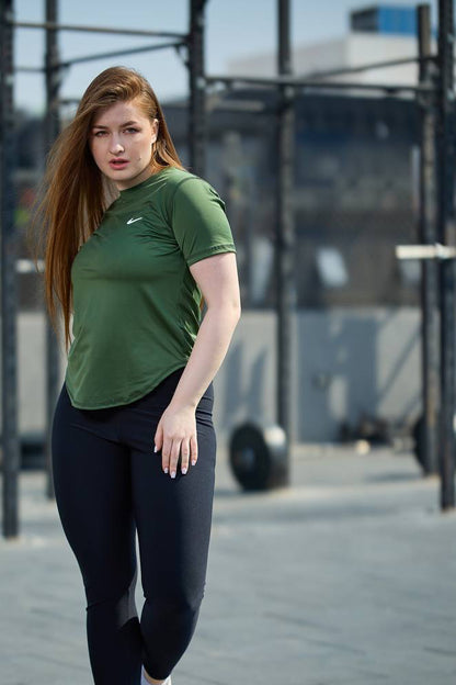 تيشرت نص كم خامه دراي فيت